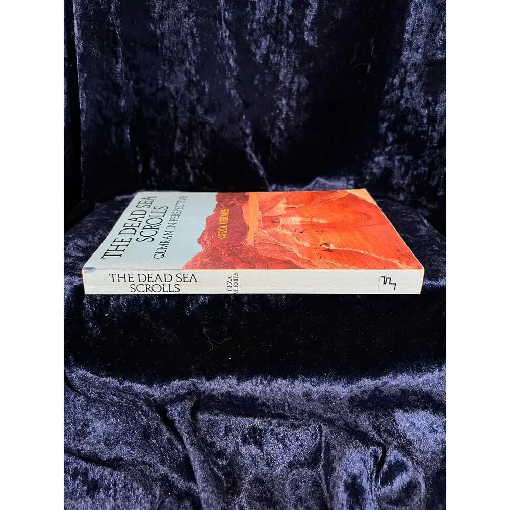 Vintage 1985 Dead Sea Scrolls Book – Qumran in Perspective by Geza Vermes